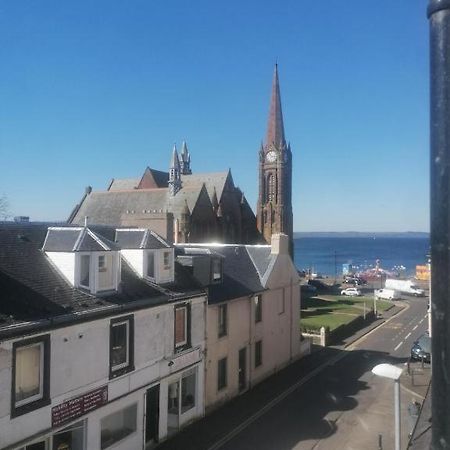 Lighthouse Apartment Largs Exterior photo